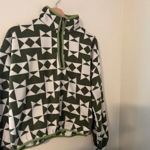 The GREAT + Eddie Bauer green and white patterned fleece, women's XS